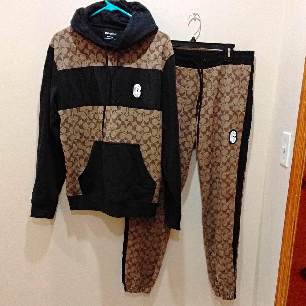 Coach Men's Logo Sweatsuit Hoodie & Jogger Pants Pockets Drawstring M C7806